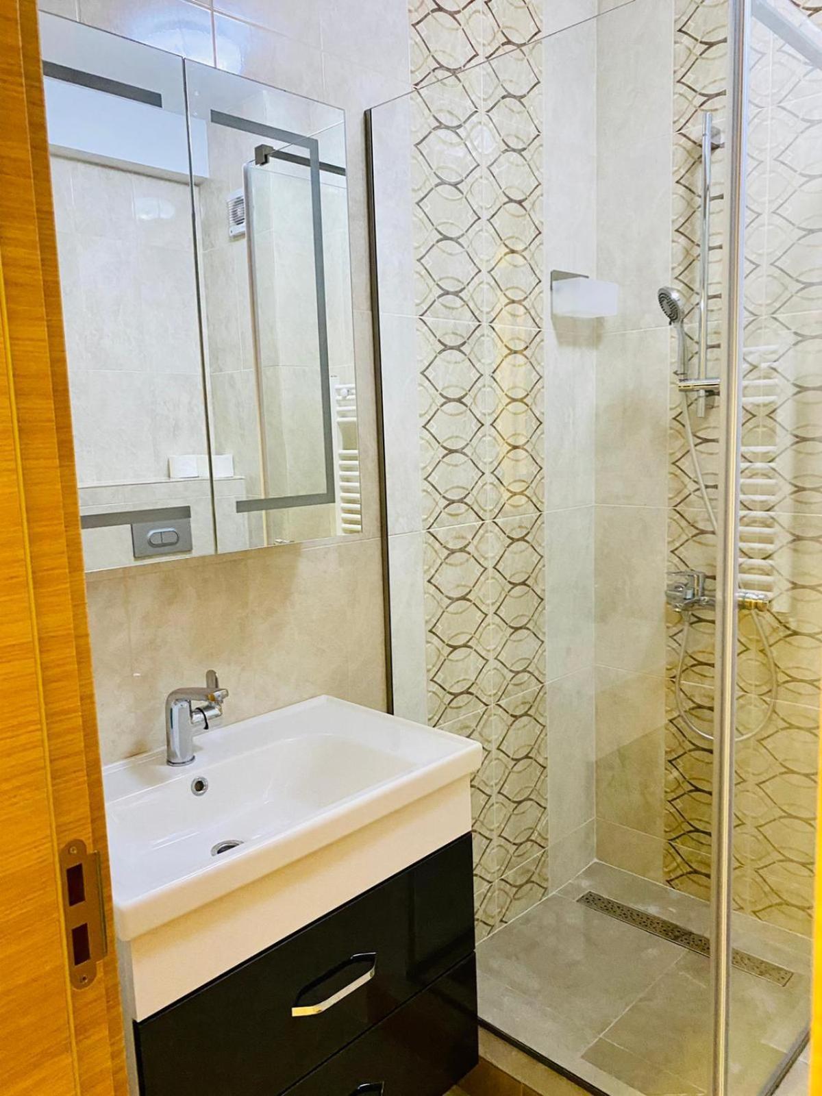 Solid Apartments มามายา ภายนอก รูปภาพ