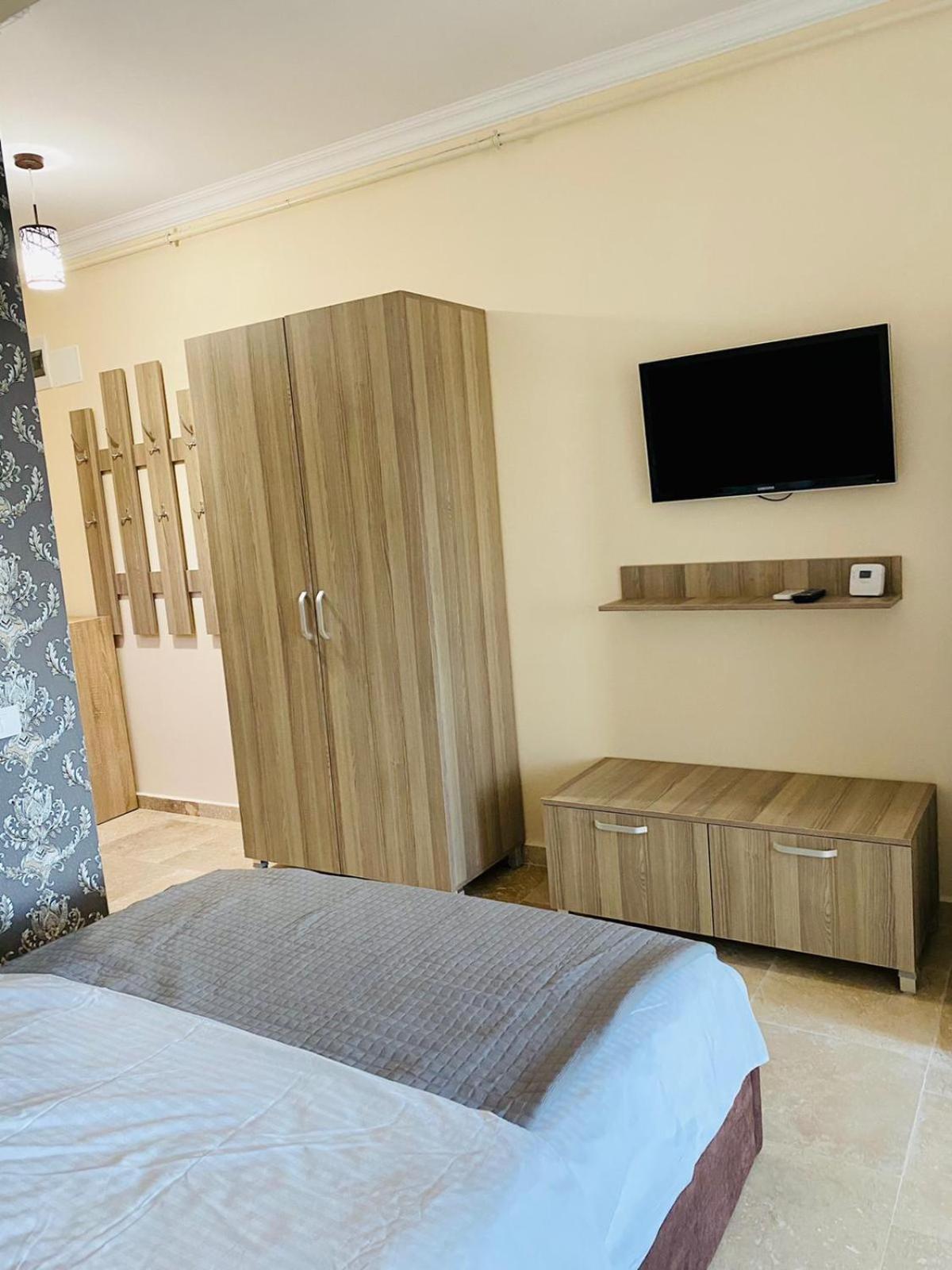 Solid Apartments มามายา ภายนอก รูปภาพ